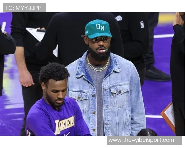 夸梅揭示詹姆斯身边球员命运悲惨背后真相与责任转移 夸梅揭示詹姆斯身边球员命运悲惨背后真相与责任转移